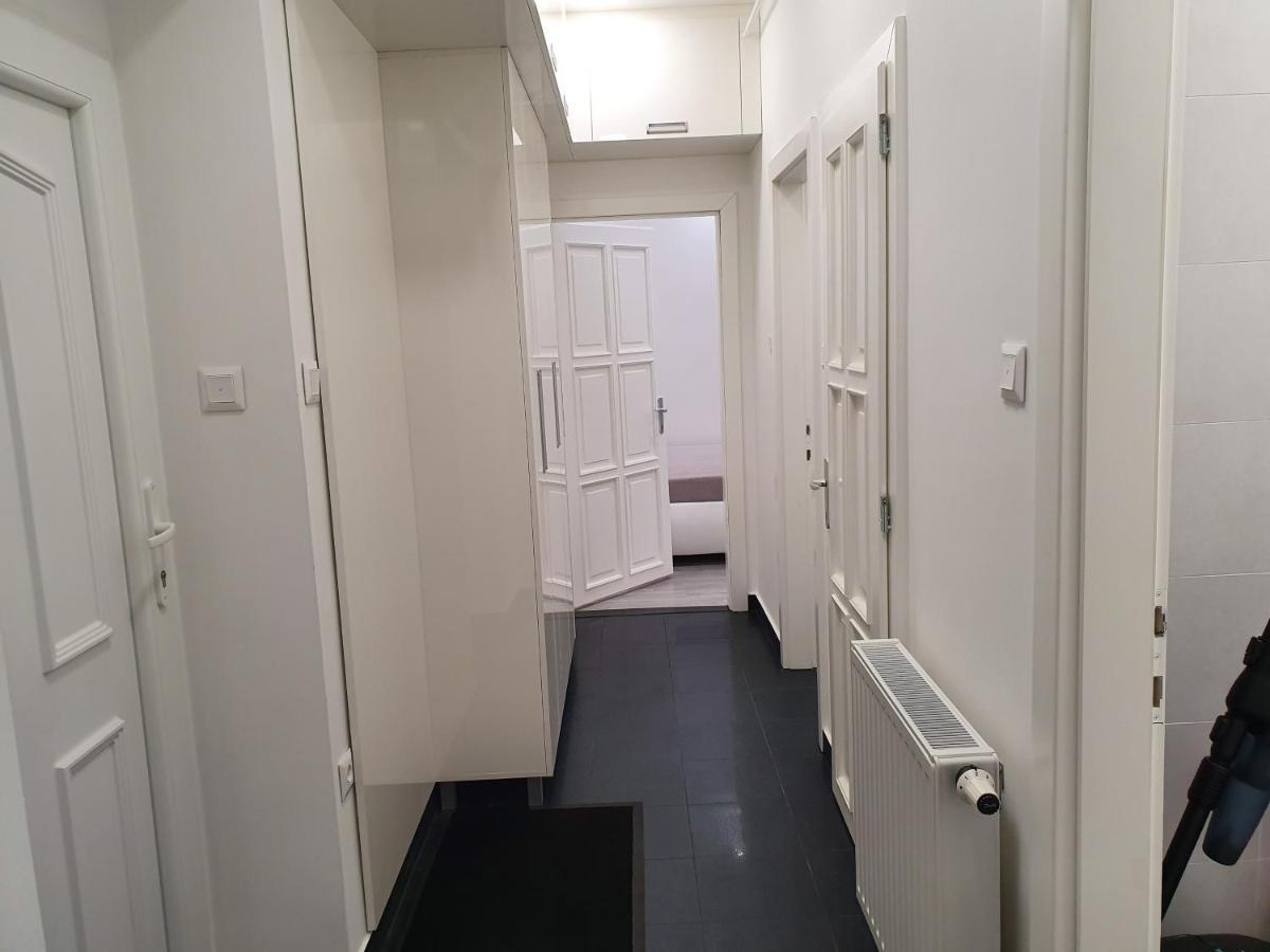 Martina Apartman 贝凯什乔包 外观 照片